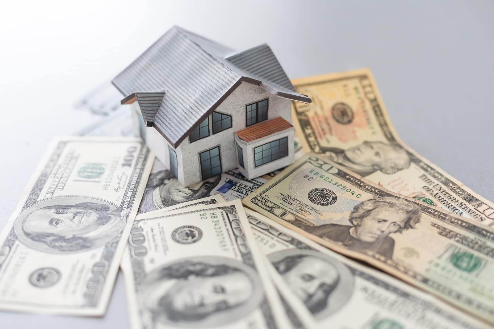 How to Avoid Scams When Looking for Cash Home Buyers in West Virginia